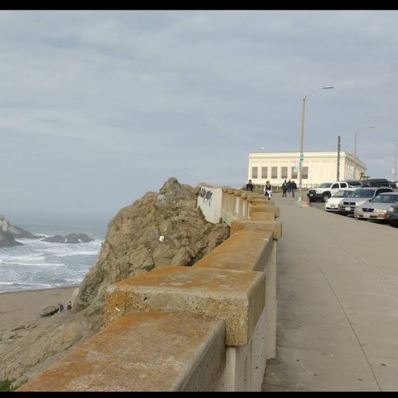 Meet your Posher, Joanne - Picture 8 of 8